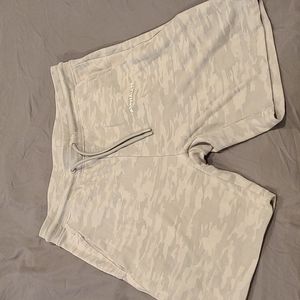 Alphalete Camo Men's Shorts